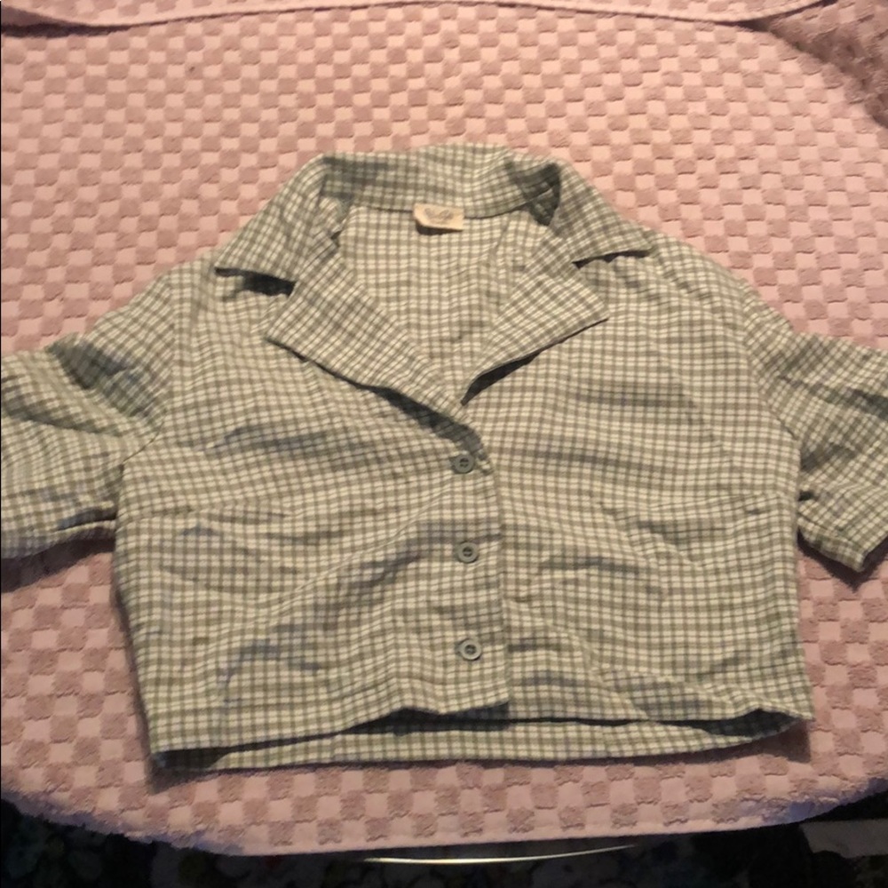 Green and white checkered cropped shirt